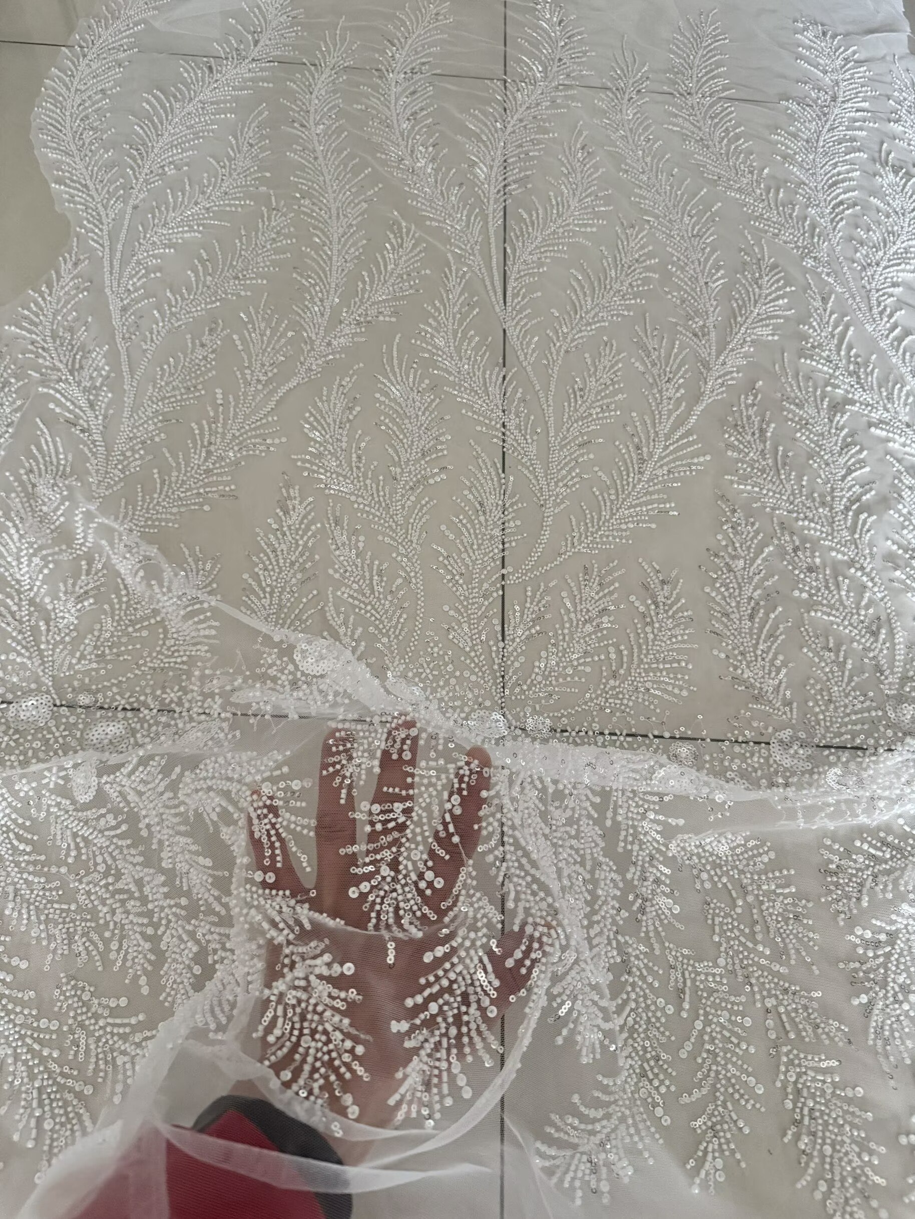 White Beaded Pearl Crystal Seq - Crystal Mesh Fabric avaliação e preço